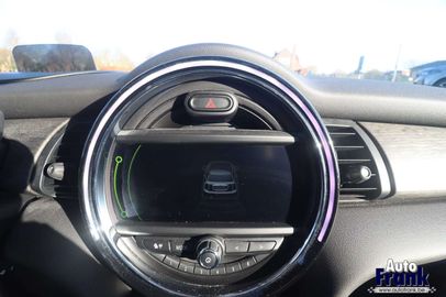 Car image 31