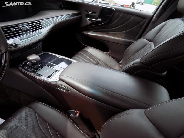 Lexus LS 500 AWD 310 kW image number 28