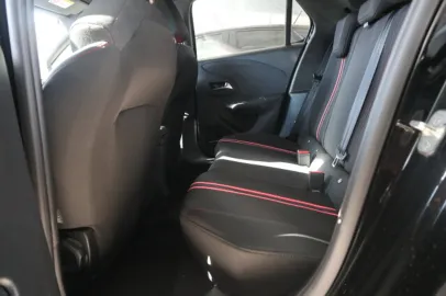 Car image 27