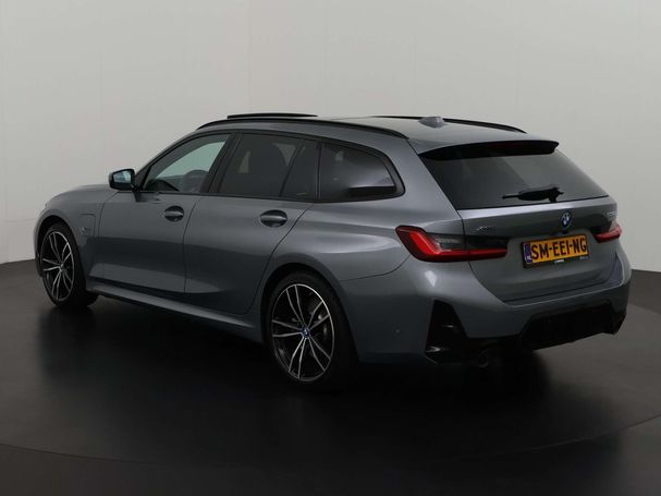 BMW 330e Touring xDrive 215 kW image number 6