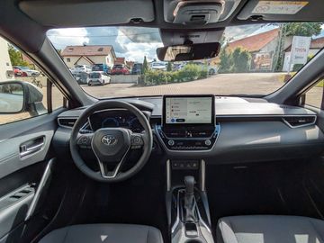 Car image 12