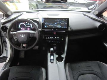 Car image 10