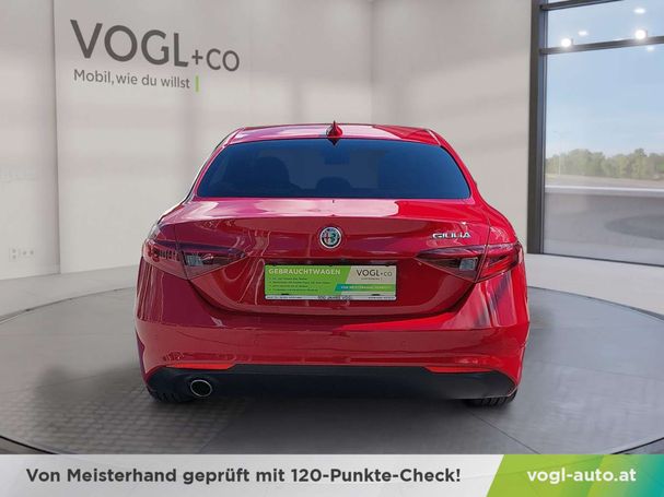 Alfa Romeo Giulia 2.2 Business 118 kW image number 11