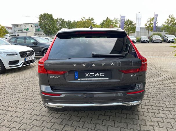 Volvo XC60 B4 145 kW image number 7