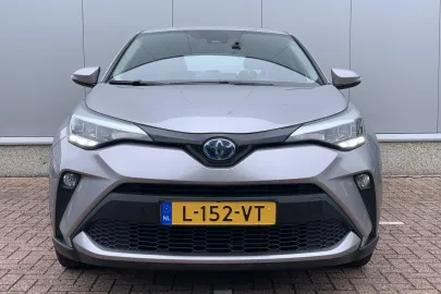 Car image 2