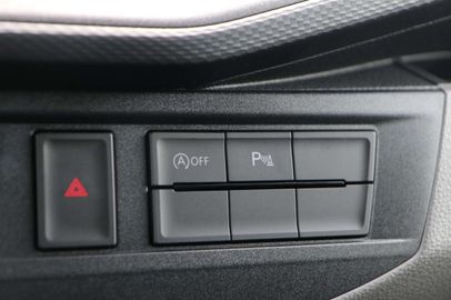 Car image 31