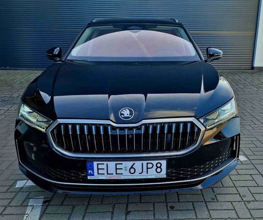 Skoda Superb 2.0 TDI L&K 4x4 DSG 142 kW image number 3