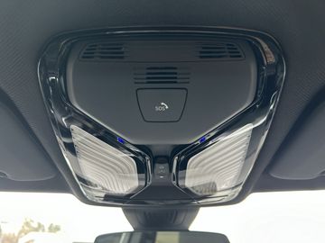 Car image 29