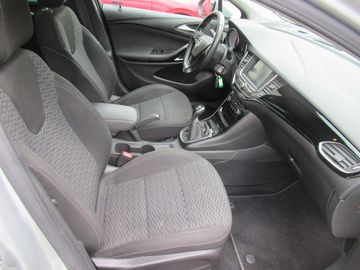 Car image 14