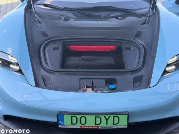 Car image 39