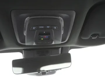 Car image 50