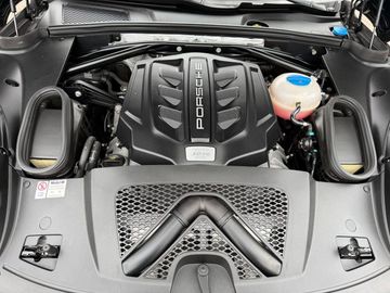Car image 47