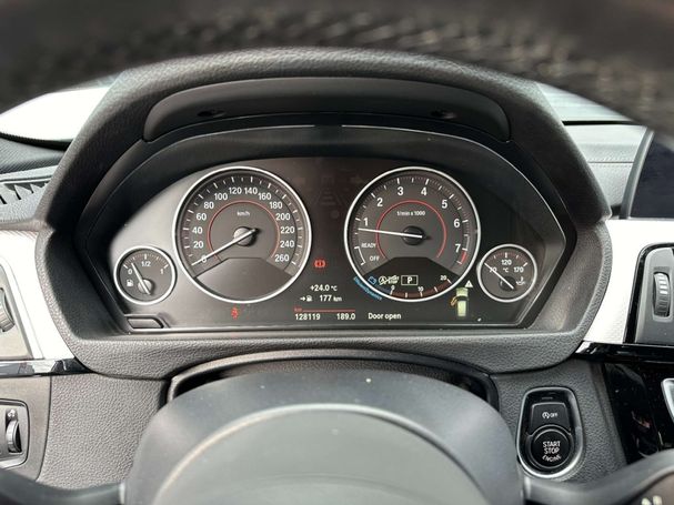 BMW 320i Touring 135 kW image number 28