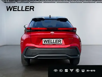 Car image 4