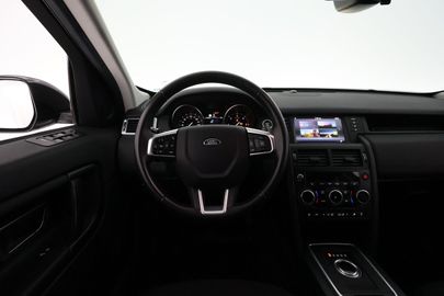 Car image 23