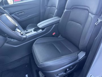 Car image 28