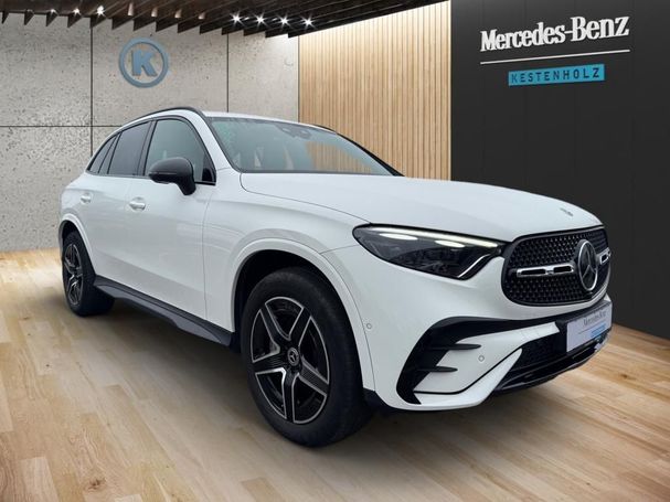 Mercedes-Benz GLC 300 e AMG 4Matic 230 kW image number 2