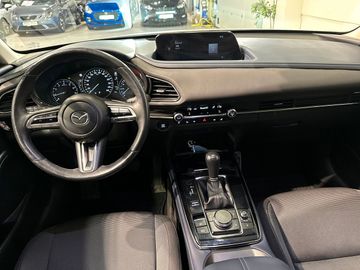 Car image 13