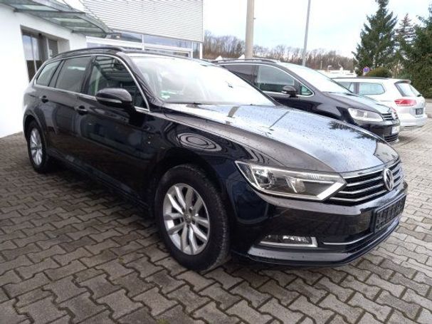 Volkswagen Passat Variant 2.0 TDI DSG Comfortline 110 kW image number 3