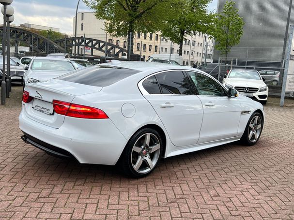 Jaguar XE 132 kW image number 2