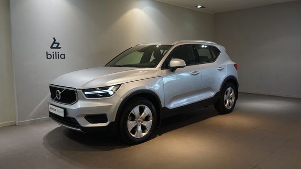 Volvo XC40 T4 AWD Momentum 141 kW image number 1