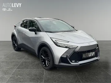 Car image 3