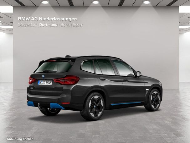 BMW iX3 210 kW image number 2