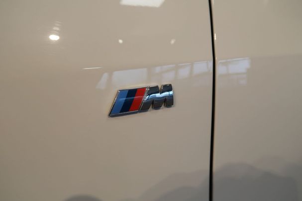 BMW 118i 100 kW image number 7