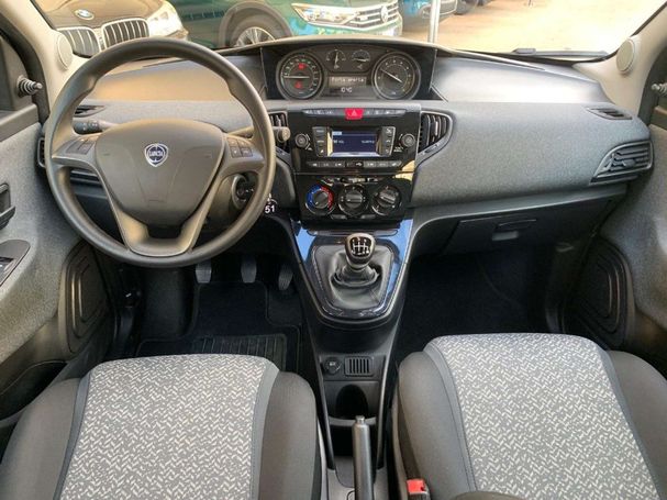 Lancia Ypsilon 51 kW image number 16