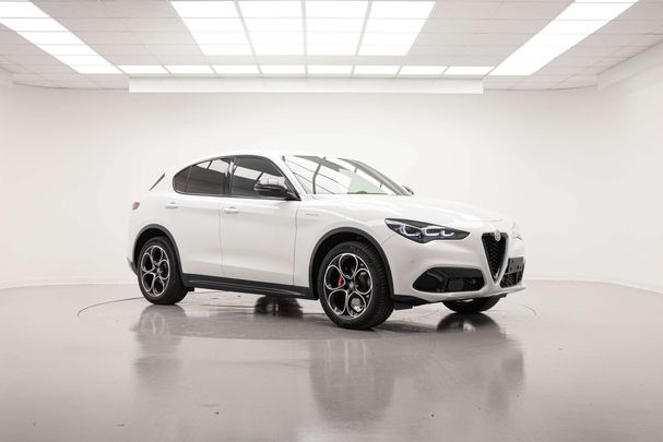 Alfa Romeo Stelvio 2.2 Diesel AT8 Q4 154 kW image number 2