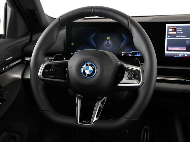 BMW 530 Touring 220 kW image number 2