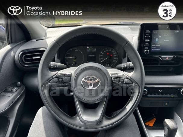 Toyota Yaris Hybrid 85 kW image number 21