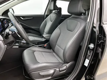 Car image 42