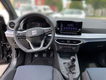 Car image 12