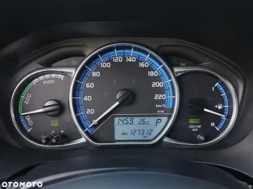 Car image 30