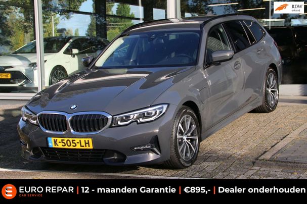 BMW 330 Touring 185 kW image number 1