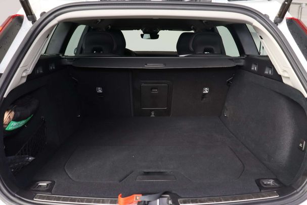 Volvo V60 B4 Plus 145 kW image number 26