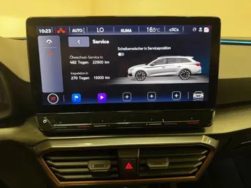 Car image 40