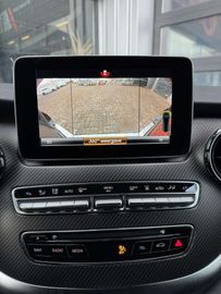 Car image 38