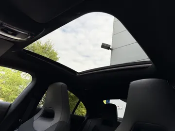 Car image 39