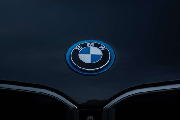 BMW i8 xDrive 266 kW image number 34