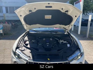 Car image 38