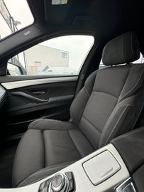 Car image 37