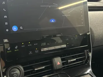 Car image 27