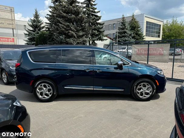 Chrysler Pacifica 208 kW image number 3