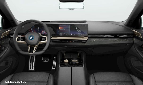 BMW i5 eDrive40 M Sport 250 kW image number 3