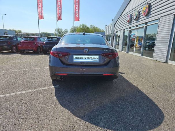 Alfa Romeo Giulia 2.2 AT8 Super 112 kW image number 6