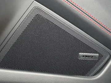 Car image 28