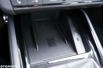 Car image 36