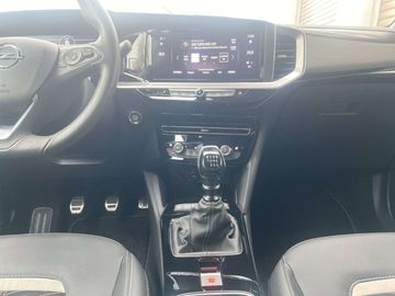 Car image 10